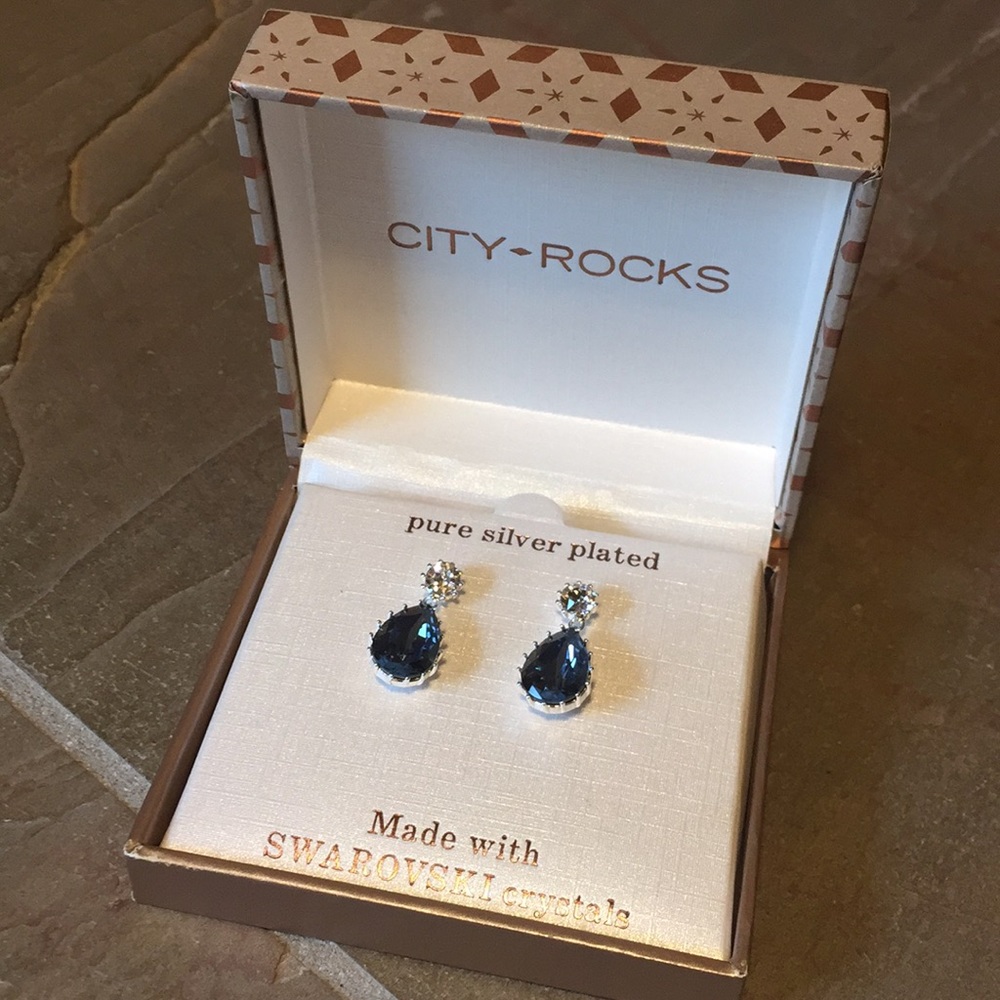Silver plated earrings brand new